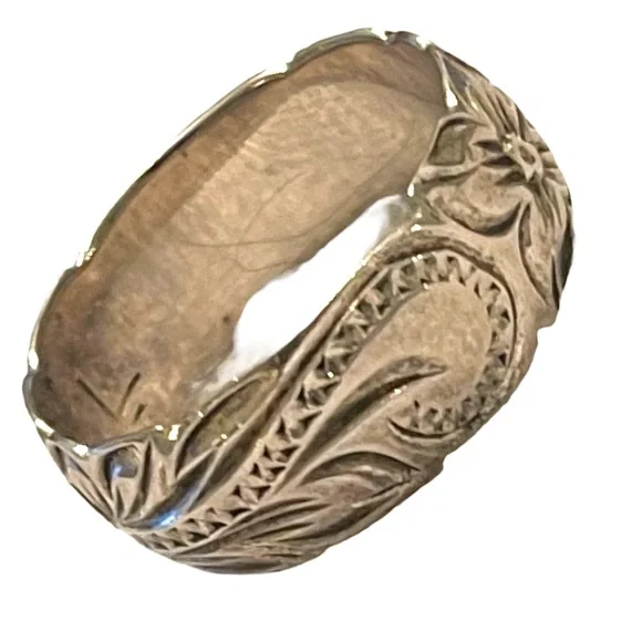 Vintage 1970s Sterling silver 925 flower etched handmade Southwestern band ring - Picture 2 of 7